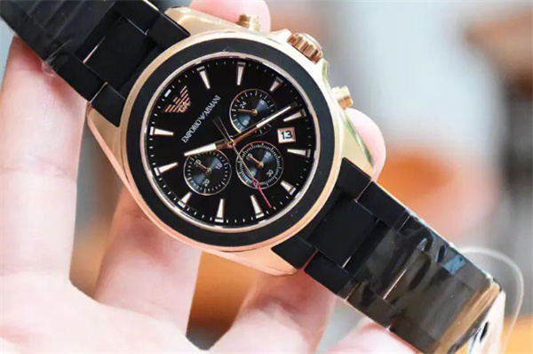 阿玛尼手表脏了原因是啥