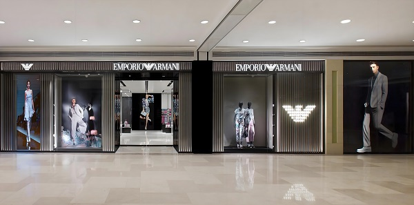 阿玛尼手表走快了怎么修复