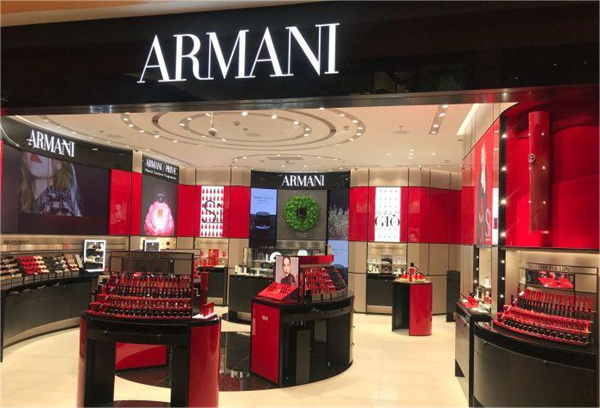 阿玛尼双日历怎么调时间