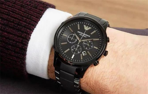 阿玛尼腕表走快了解决办法